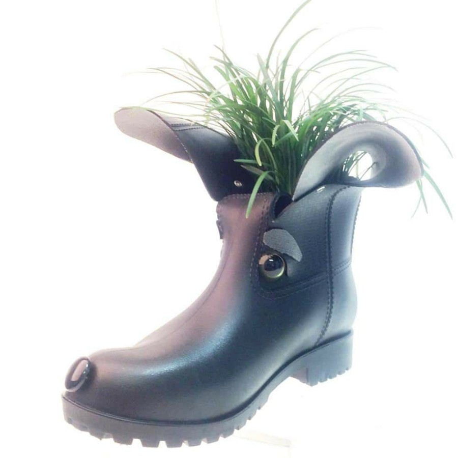 Outdoor Decor * | Homestyles 11 In. Cody The Boot Buddies Dog Sculpture And Planter Home And Garden Loyal Companion Figurine